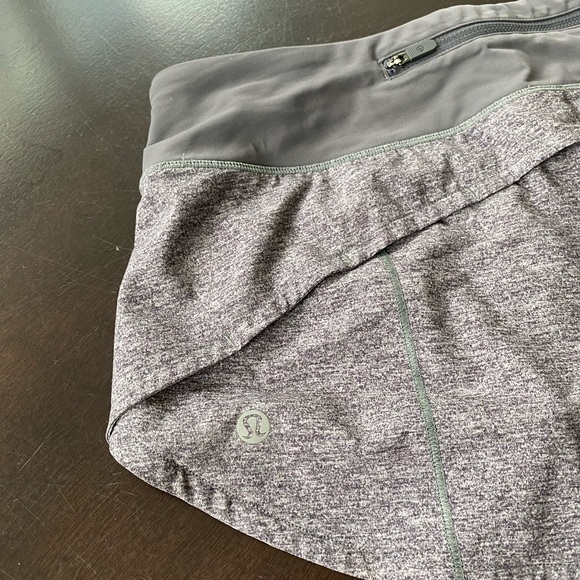 Lululemon low rise speed short size 6. Grey - Picture 2 of 4